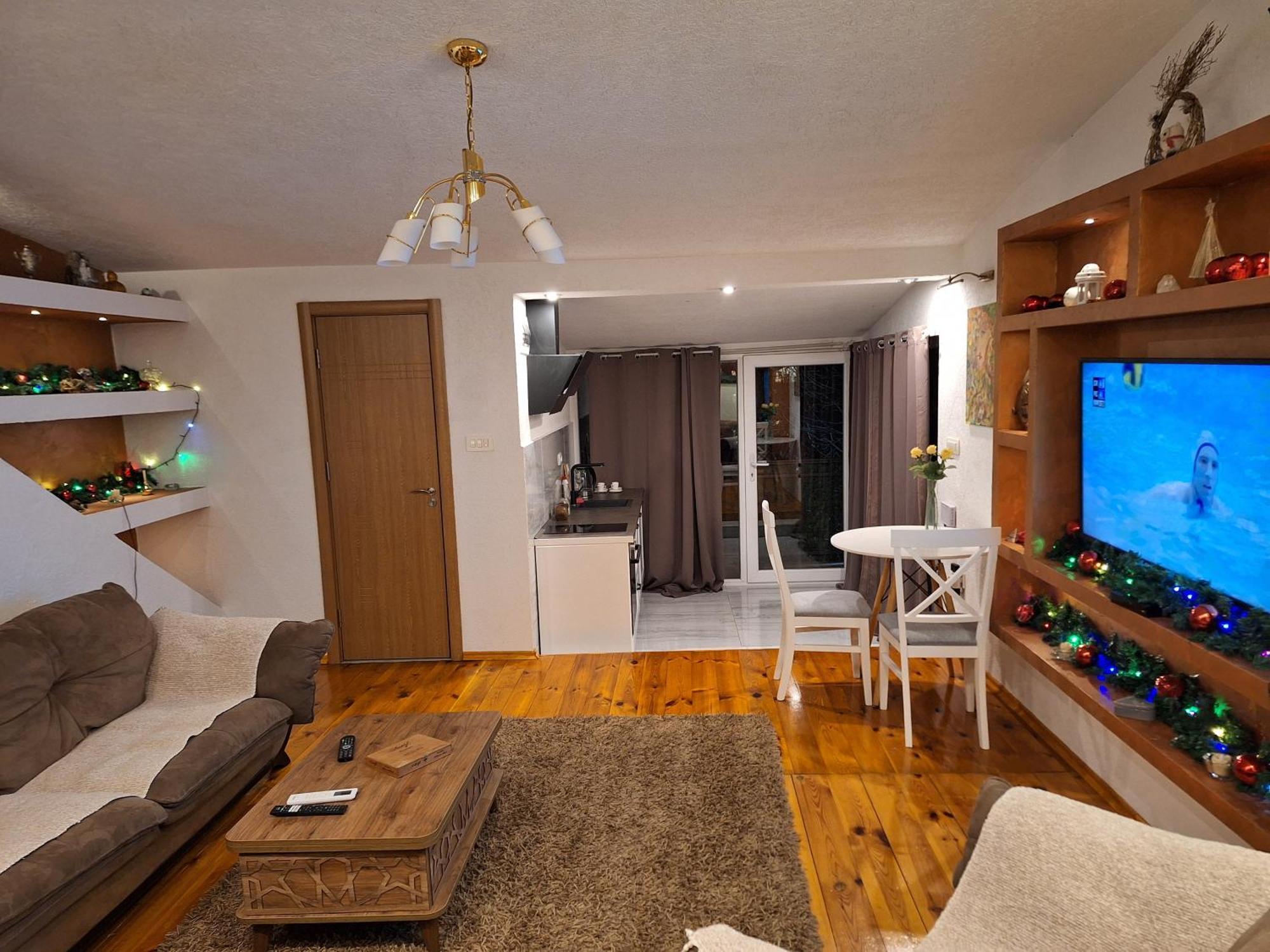 Apartmani Vuk Цетине Экстерьер фото